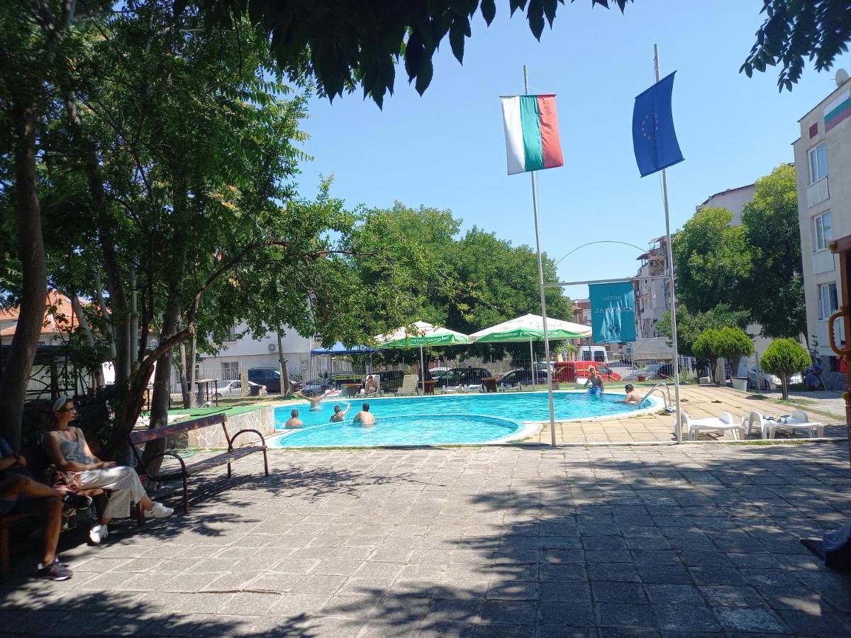 Central Hotel Sozopol Luaran gambar